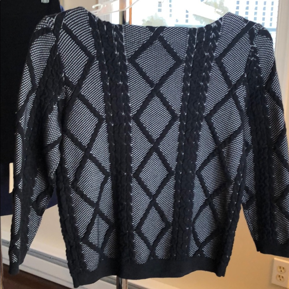 Sweater - Picture 2 of 4